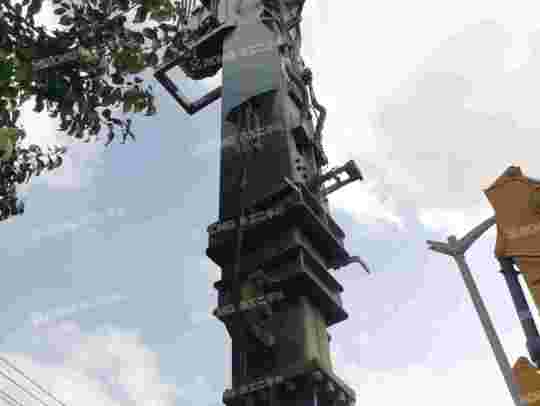 徐工XE215D履帶式挖掘機