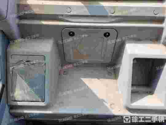 徐工XE215D履帶式挖掘機