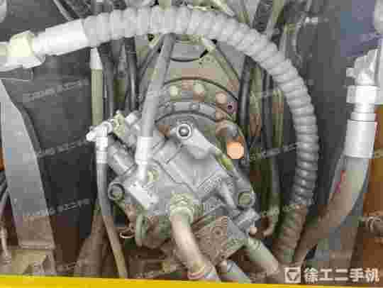 徐工XE215D履帶式挖掘機