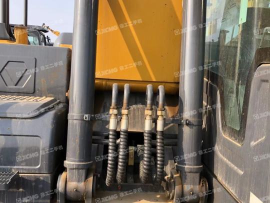 徐工XE245DK履带式挖掘机