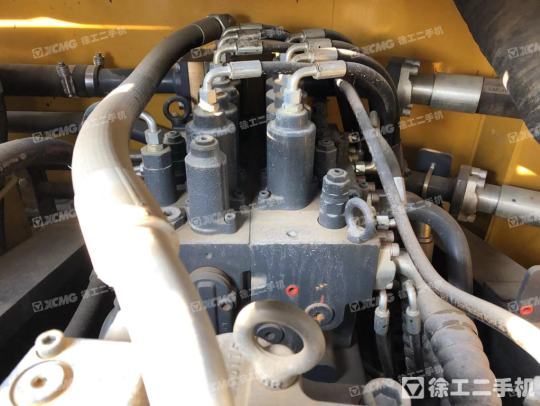 徐工XE245DK履带式挖掘机