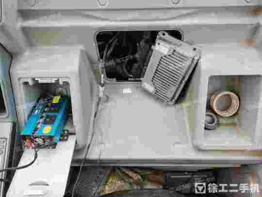 徐工XE270DK履带式挖掘机