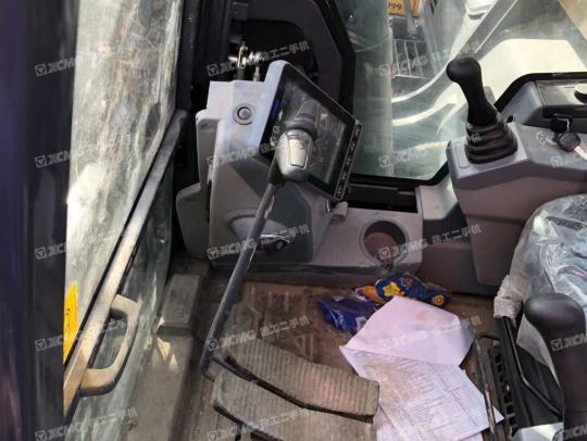 徐工XE335DK履带式挖掘机