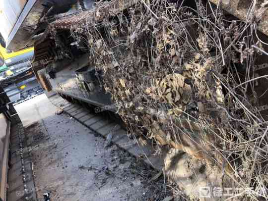 徐工XE335DK履带式挖掘机