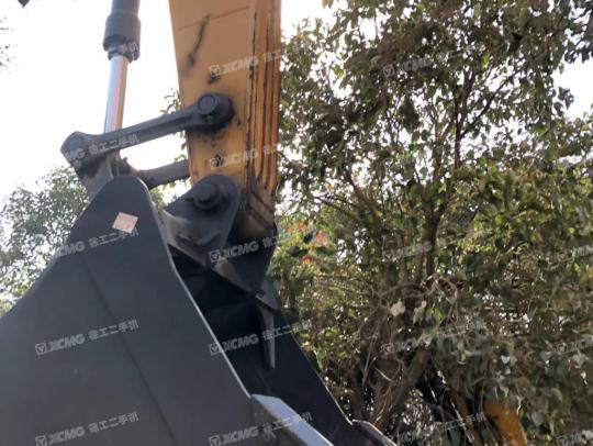 徐工XE335DK履带式挖掘机