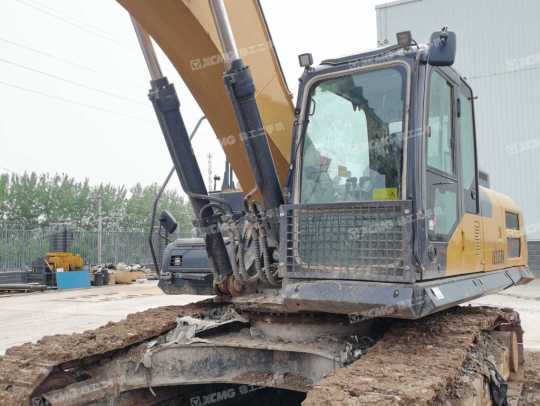 徐工XE335DK履带式挖掘机