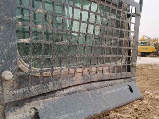 徐工XE335DK履带式挖掘机