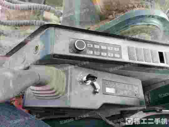 徐工XE335DK履带式挖掘机