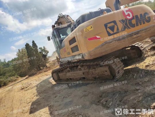 徐工XE380DK履带式挖掘机