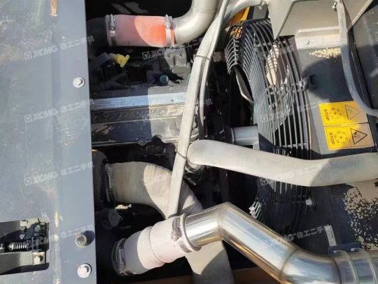 徐工XE380DK履带式挖掘机