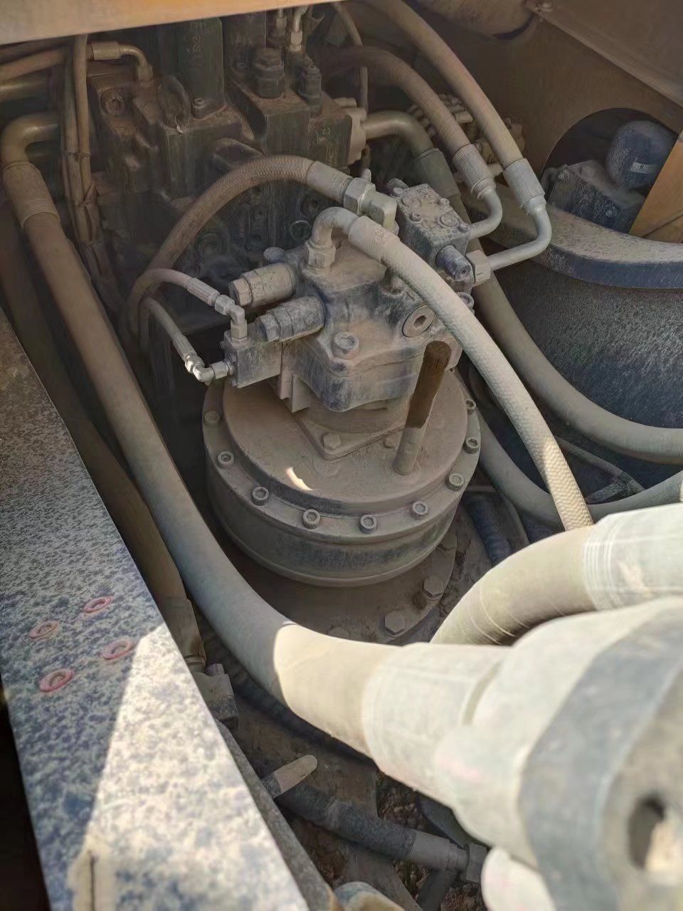 徐工XE380DK履帶式挖掘機