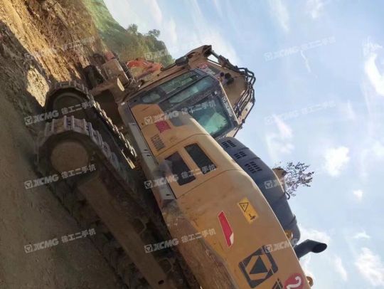 徐工XE380DK履带式挖掘机