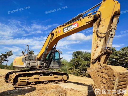 徐工XE380DK履带式挖掘机