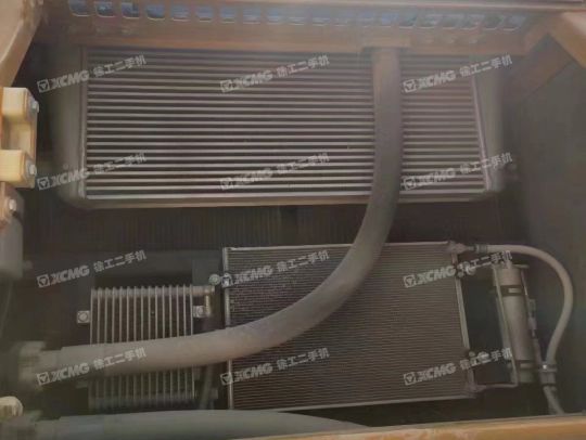 徐工XE380DK履带式挖掘机