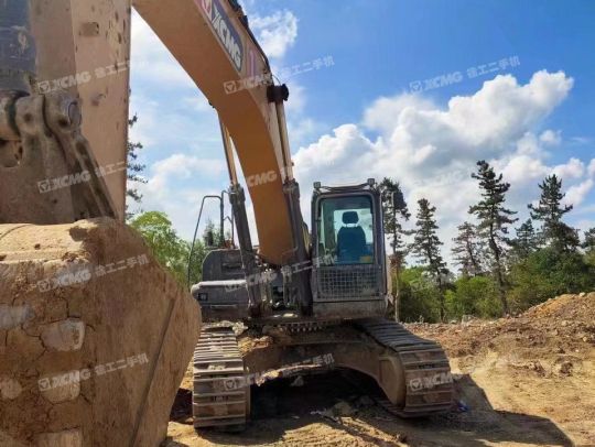 徐工XE380DK履带式挖掘机