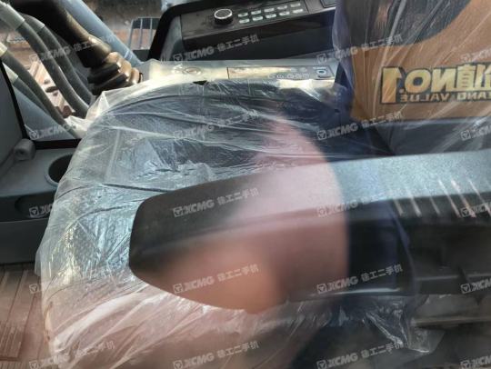 徐工XE400DK履带式挖掘机