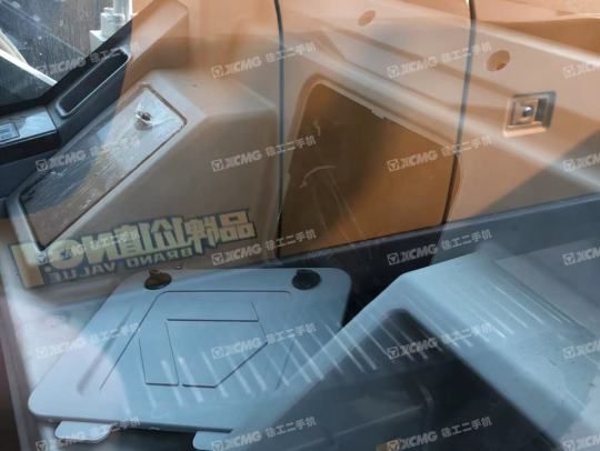 徐工XE400DK履带式挖掘机