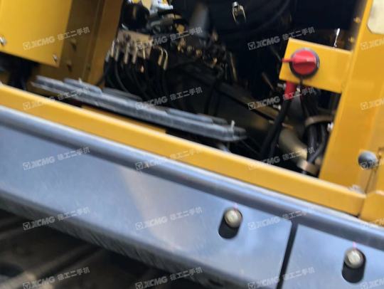 徐工XE400DK履带式挖掘机