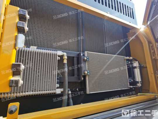 徐工XE490DK履带式挖掘机