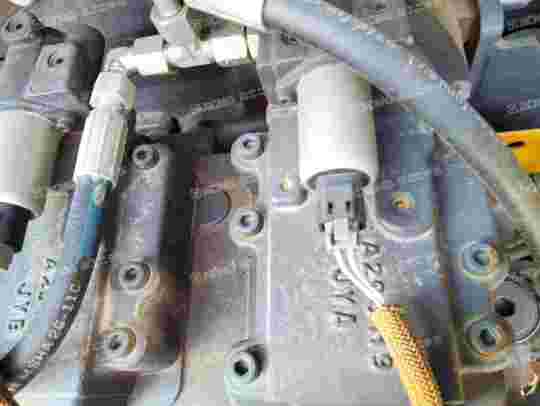 徐工XE490DK履带式挖掘机