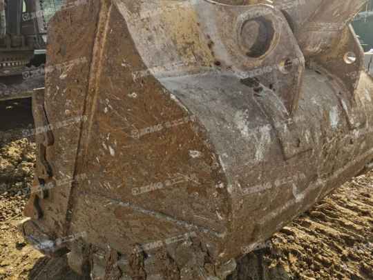 徐工XE490DK履带式挖掘机