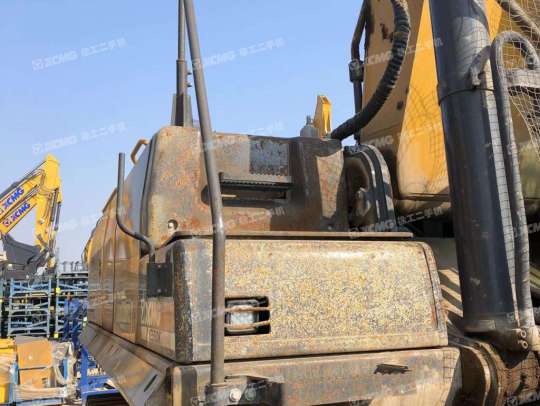 徐工XE550DK履带式挖掘机