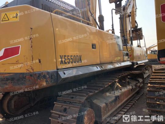 徐工XE550DK履带式挖掘机