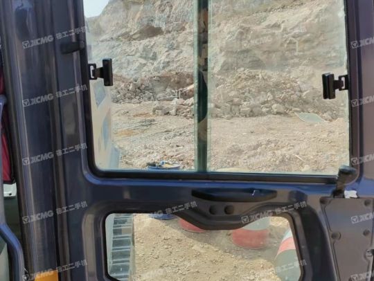 徐工XE550DK履带式挖掘机