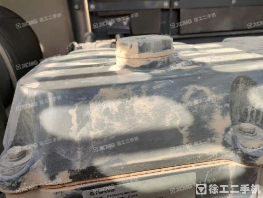 徐工XE550DK履带式挖掘机