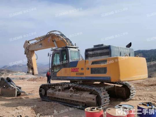 徐工XE550DK履带式挖掘机