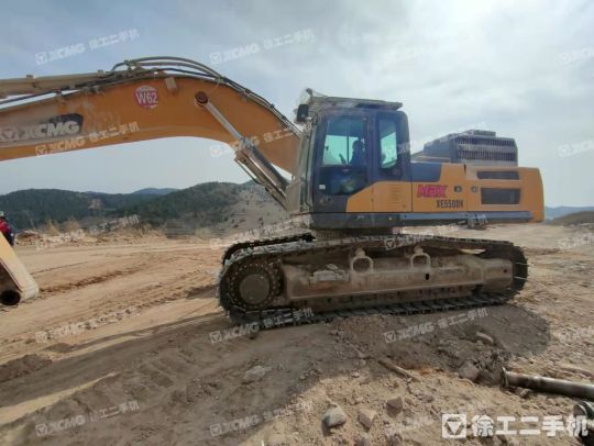 徐工XE550DK履带式挖掘机