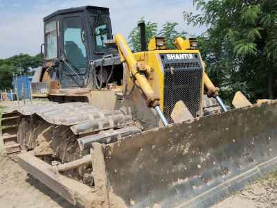 山推SD16L推土机