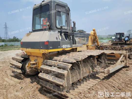 山推SD16L推土机