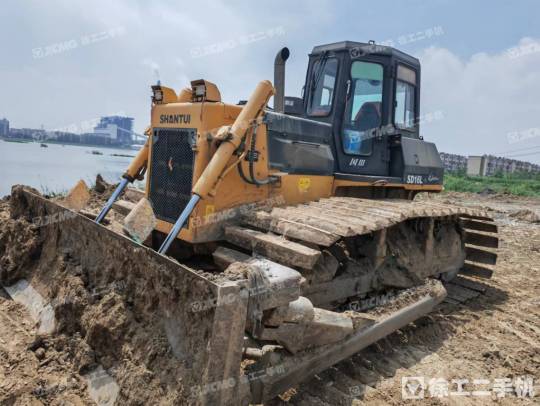 山推SD16L推土机