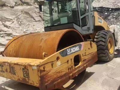 徐工XS203J单钢轮压路机